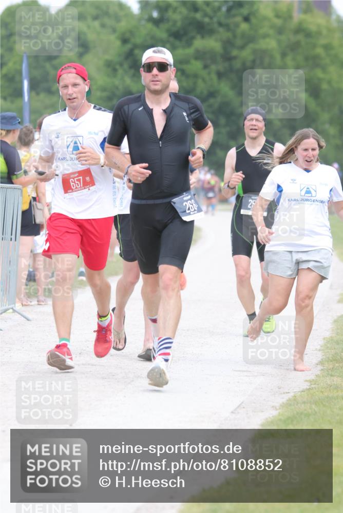 22.06.2025 - Viking Triathlon H.Heesch http://msf.ph/oto/8108852 22.06.2025 14:37:01 Laufen 37, 235, 253, 266, 379, 623, 657 meine-sportfotos.de