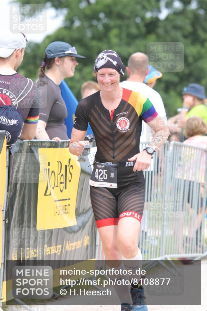 22.06.2025 - Viking Triathlon H.Heesch http://msf.ph/oto/8108877 22.06.2025 14:43:16 Laufen 14, 425 meine-sportfotos.de