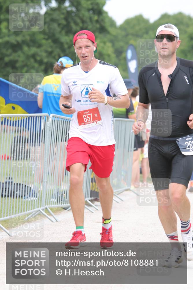 22.06.2025 - Viking Triathlon H.Heesch http://msf.ph/oto/8108881 22.06.2025 14:37:03 Laufen 37, 235, 253, 266, 379, 623, 657 meine-sportfotos.de
