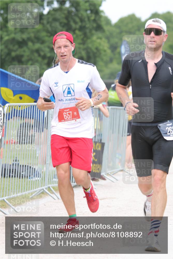 22.06.2025 - Viking Triathlon H.Heesch http://msf.ph/oto/8108892 22.06.2025 14:37:03 Laufen 37, 235, 253, 266, 379, 623, 657 meine-sportfotos.de