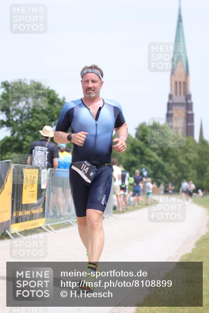 22.06.2025 - Viking Triathlon H.Heesch http://msf.ph/oto/8108899 22.06.2025 14:07:06 Laufen 114, 150, 376 meine-sportfotos.de