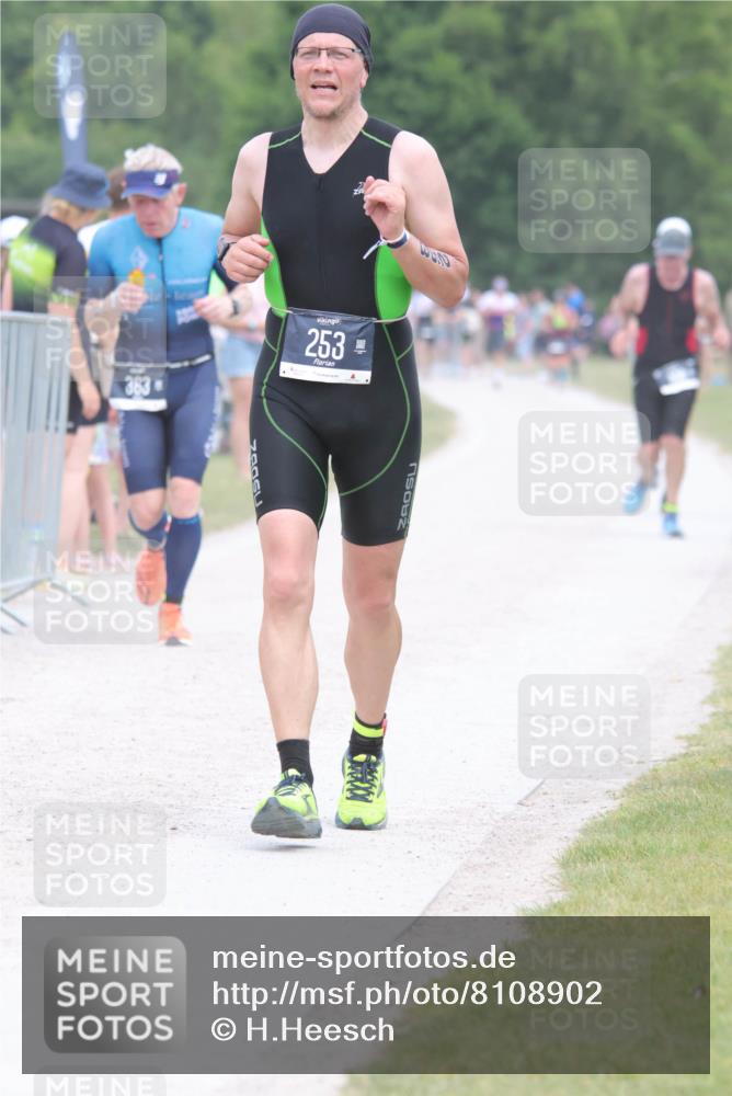 22.06.2025 - Viking Triathlon H.Heesch http://msf.ph/oto/8108902 22.06.2025 14:37:05 Laufen 235, 253, 266, 363, 623, 657 meine-sportfotos.de