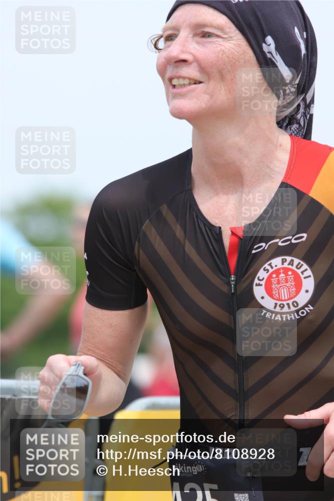 22.06.2025 - Viking Triathlon H.Heesch http://msf.ph/oto/8108928 22.06.2025 14:43:19 Laufen 14, 425 meine-sportfotos.de