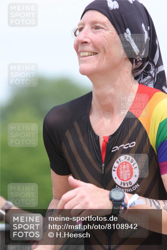 22.06.2025 - Viking Triathlon H.Heesch http://msf.ph/oto/8108942 22.06.2025 14:43:19 Laufen 14, 425 meine-sportfotos.de