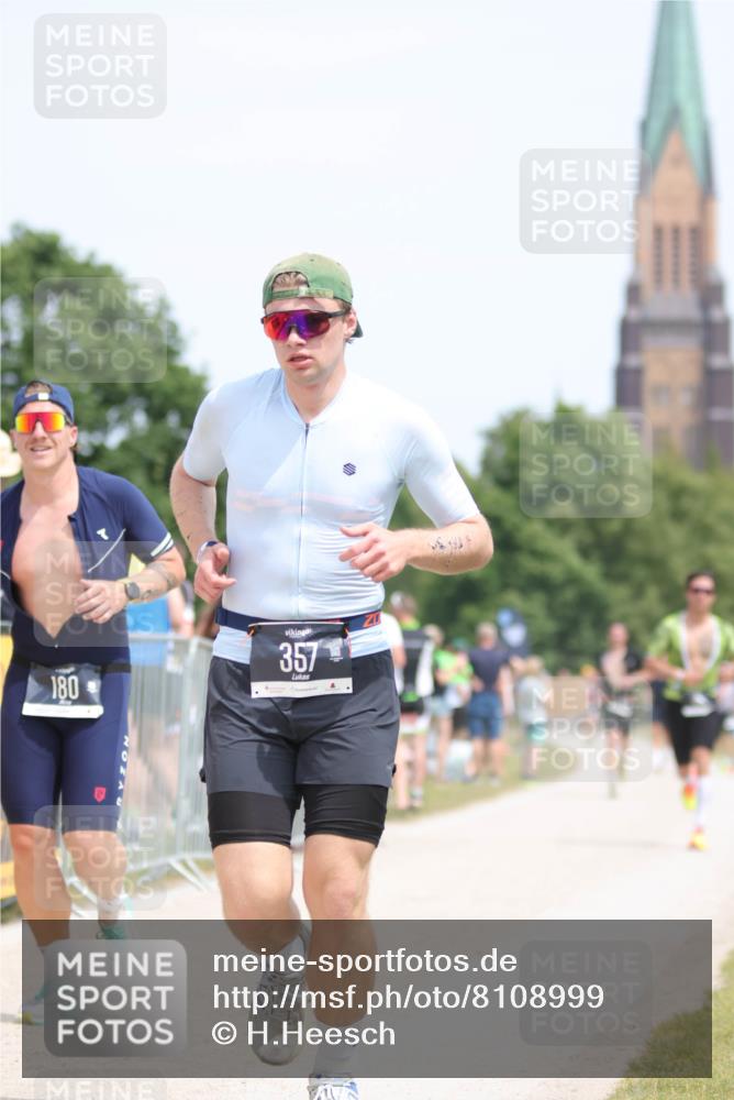 22.06.2025 - Viking Triathlon H.Heesch http://msf.ph/oto/8108999 22.06.2025 14:07:34 Laufen 46, 180, 220, 357 meine-sportfotos.de
