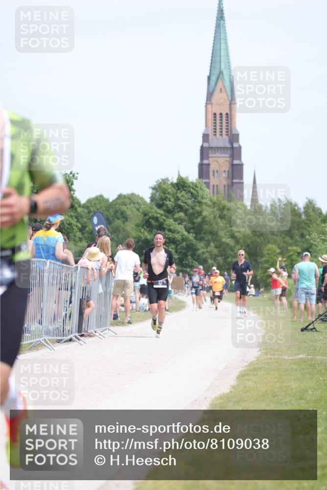 22.06.2025 - Viking Triathlon H.Heesch http://msf.ph/oto/8109038 22.06.2025 14:07:41 Laufen 93, 220 meine-sportfotos.de