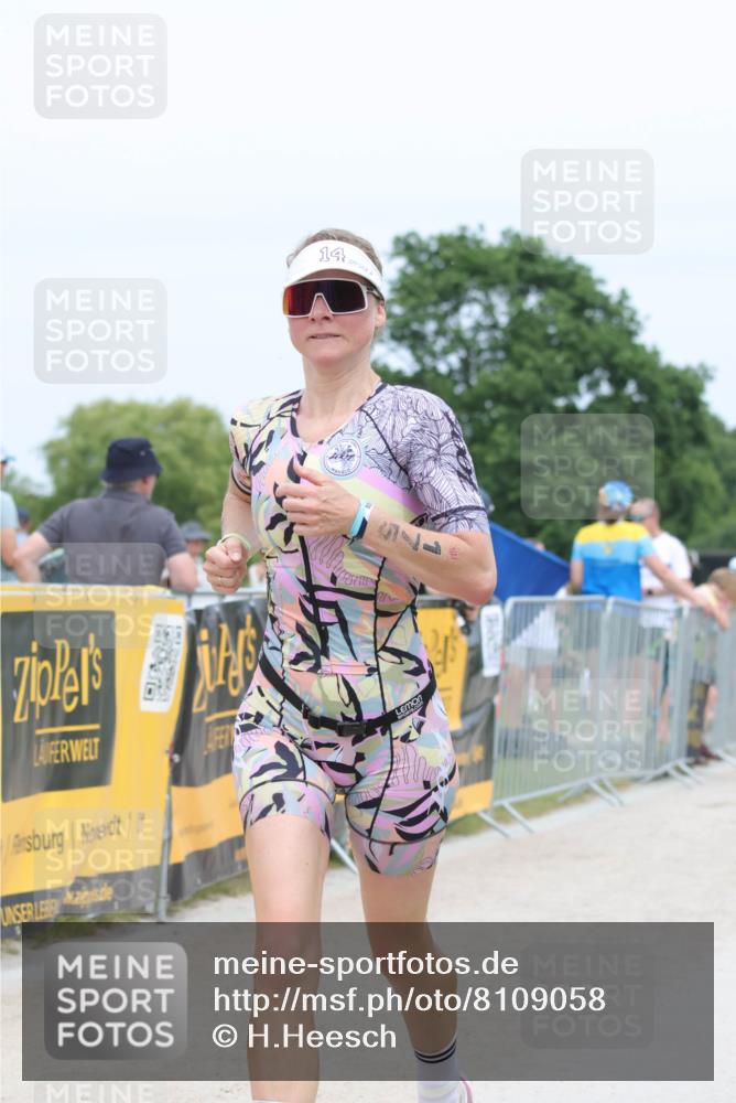 22.06.2025 - Viking Triathlon H.Heesch http://msf.ph/oto/8109058 22.06.2025 14:37:27 Laufen 7, 175 meine-sportfotos.de