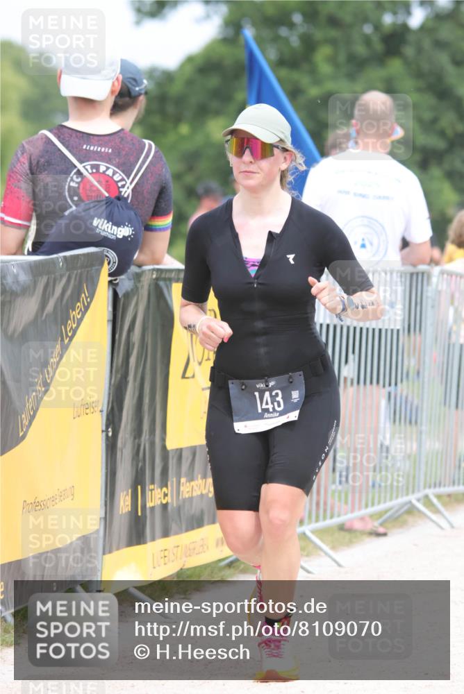 22.06.2025 - Viking Triathlon H.Heesch http://msf.ph/oto/8109070 22.06.2025 14:43:28 Laufen 143 meine-sportfotos.de