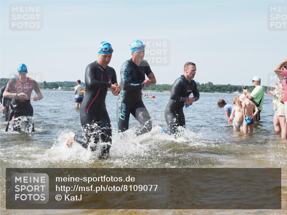 22.06.2025 - Viking Triathlon KatJ http://msf.ph/oto/8109077 22.06.2025 10:38:33 Schwimmen 22, 85, 156, 164, 215, 269, 398, 419, 428, 509, 535, 601, 603, 659, 662 meine-sportfotos.de