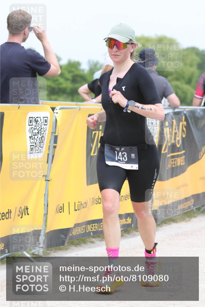 22.06.2025 - Viking Triathlon H.Heesch http://msf.ph/oto/8109080 22.06.2025 14:43:29 Laufen 143 meine-sportfotos.de