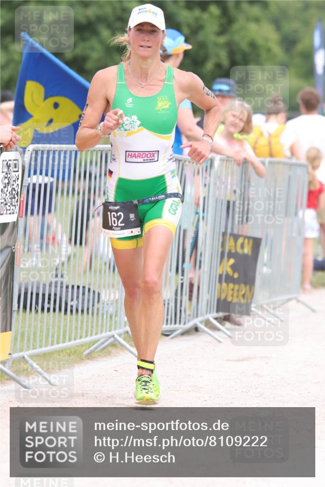22.06.2025 - Viking Triathlon H.Heesch http://msf.ph/oto/8109222 22.06.2025 14:37:53 Laufen 162 meine-sportfotos.de