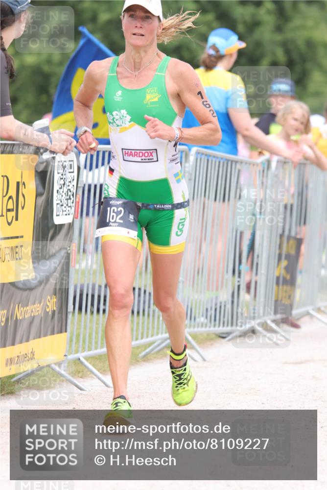 22.06.2025 - Viking Triathlon H.Heesch http://msf.ph/oto/8109227 22.06.2025 14:37:53 Laufen 162 meine-sportfotos.de