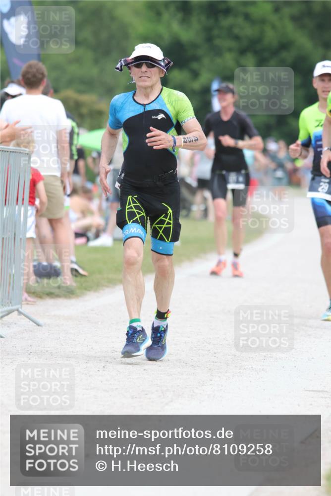 22.06.2025 - Viking Triathlon H.Heesch http://msf.ph/oto/8109258 22.06.2025 14:38:05 Laufen 29, 489, 507 meine-sportfotos.de