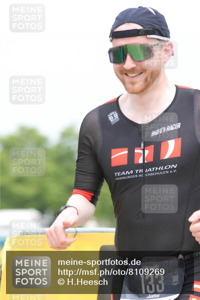 22.06.2025 - Viking Triathlon H.Heesch http://msf.ph/oto/8109269 22.06.2025 14:43:41 Laufen 133, 349, 394, 531 meine-sportfotos.de
