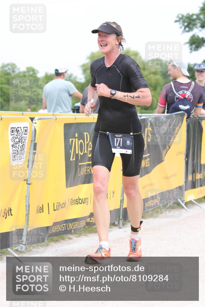 22.06.2025 - Viking Triathlon H.Heesch http://msf.ph/oto/8109284 22.06.2025 14:38:15 Laufen 29, 171, 489, 507 meine-sportfotos.de