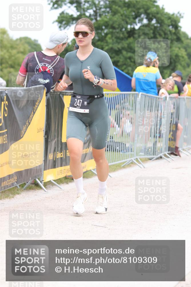 22.06.2025 - Viking Triathlon H.Heesch http://msf.ph/oto/8109309 22.06.2025 14:38:34 Laufen 131, 247, 350 meine-sportfotos.de