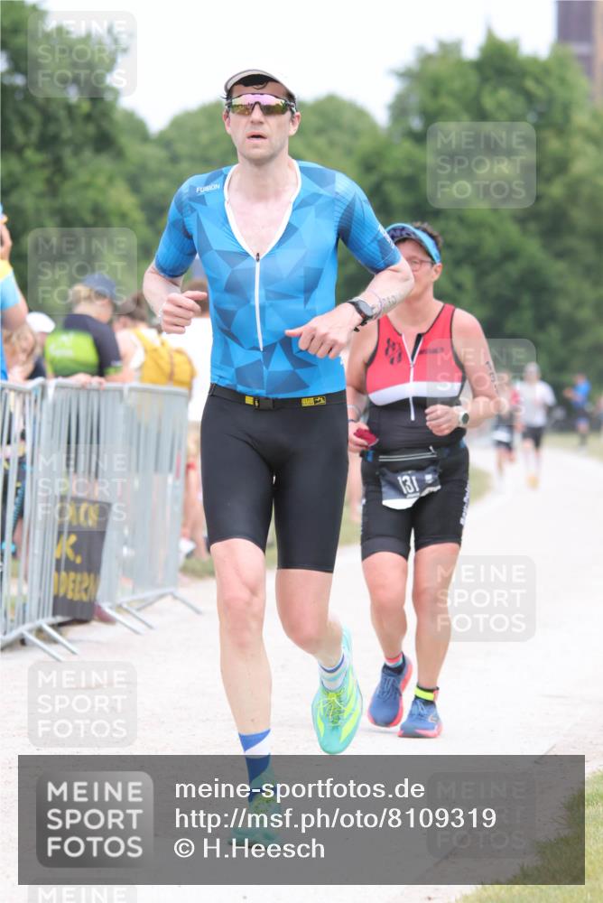 22.06.2025 - Viking Triathlon H.Heesch http://msf.ph/oto/8109319 22.06.2025 14:38:36 Laufen 131, 247, 350 meine-sportfotos.de