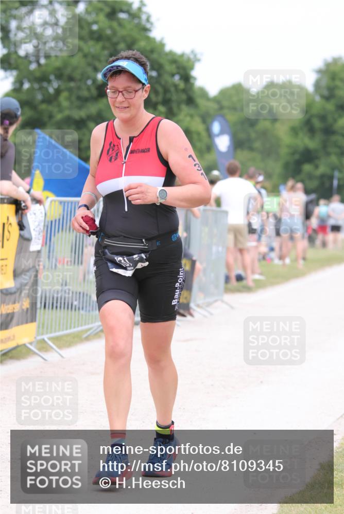 22.06.2025 - Viking Triathlon H.Heesch http://msf.ph/oto/8109345 22.06.2025 14:38:39 Laufen 131, 247, 350 meine-sportfotos.de