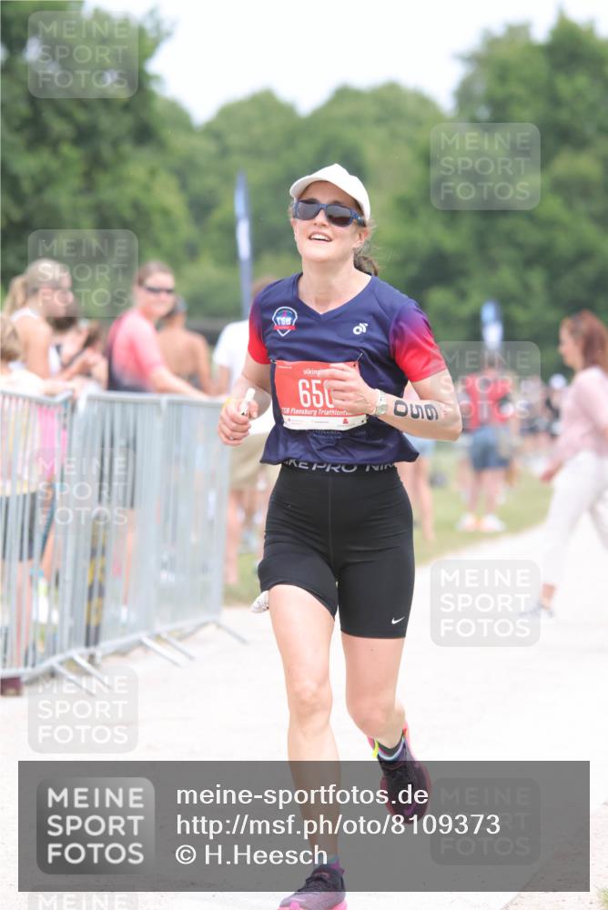 22.06.2025 - Viking Triathlon H.Heesch http://msf.ph/oto/8109373 22.06.2025 14:43:50 Laufen 349, 394, 523, 650 meine-sportfotos.de
