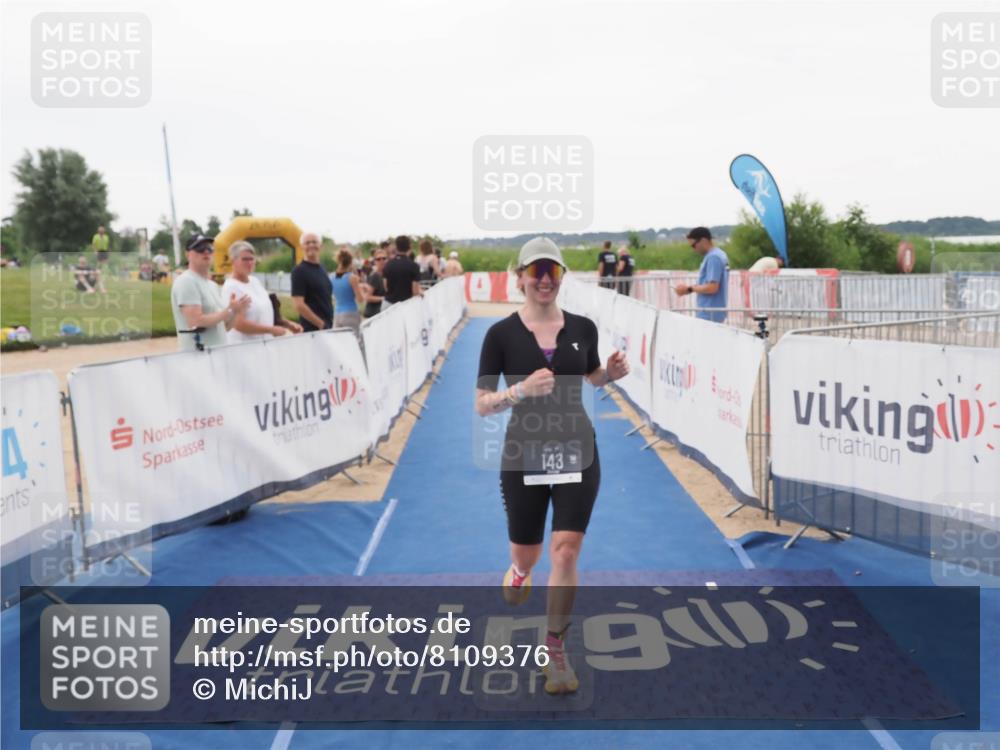 22.06.2025 - Viking Triathlon MichiJ http://msf.ph/oto/8109376 22.06.2025 16:21:30 Ziel 143 meine-sportfotos.de