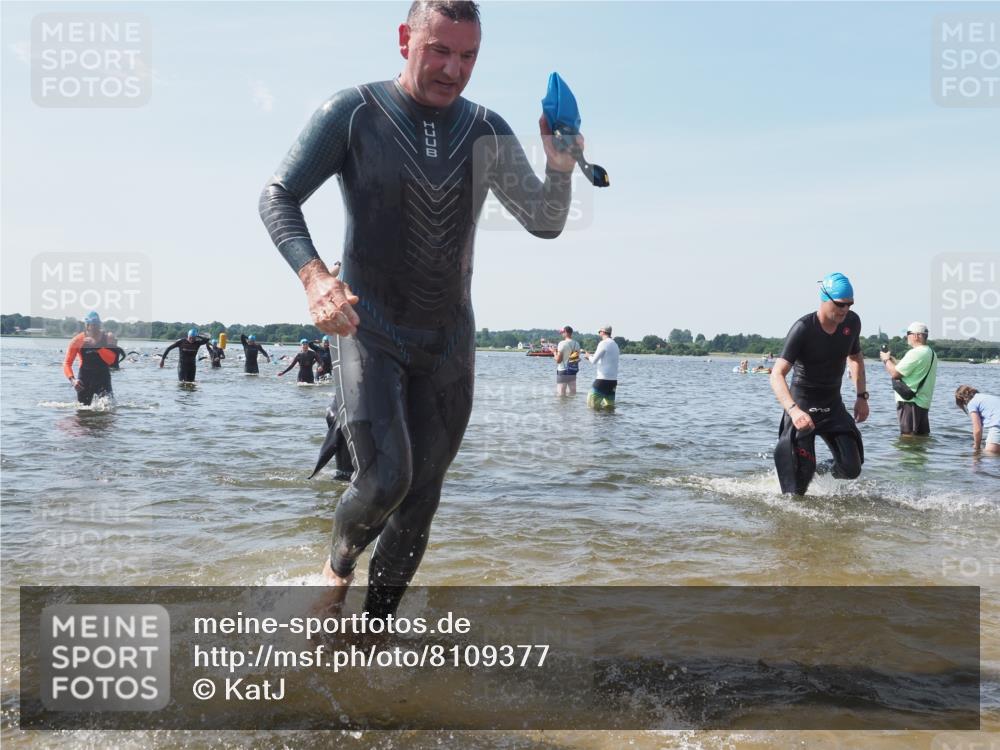 22.06.2025 - Viking Triathlon KatJ http://msf.ph/oto/8109377 22.06.2025 10:38:45 Schwimmen 26, 85, 135, 156, 164, 210, 211, 215, 315, 327, 336, 601 meine-sportfotos.de