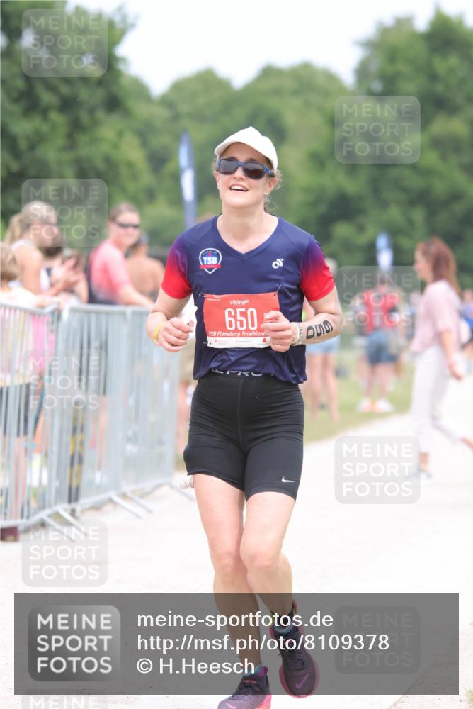 22.06.2025 - Viking Triathlon H.Heesch http://msf.ph/oto/8109378 22.06.2025 14:43:50 Laufen 349, 394, 523, 650 meine-sportfotos.de