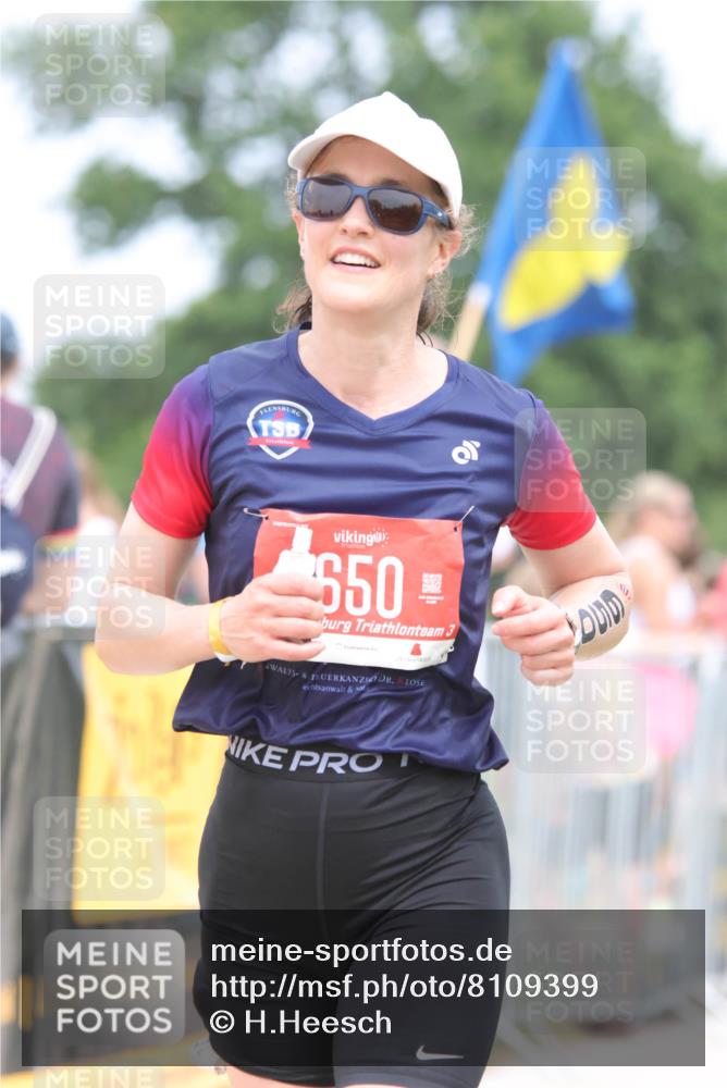 22.06.2025 - Viking Triathlon H.Heesch http://msf.ph/oto/8109399 22.06.2025 14:43:51 Laufen 394, 523, 650 meine-sportfotos.de