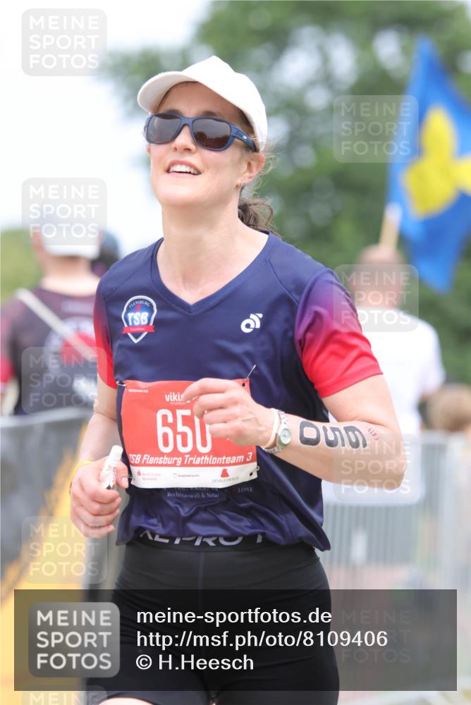 22.06.2025 - Viking Triathlon H.Heesch http://msf.ph/oto/8109406 22.06.2025 14:43:51 Laufen 394, 523, 650 meine-sportfotos.de