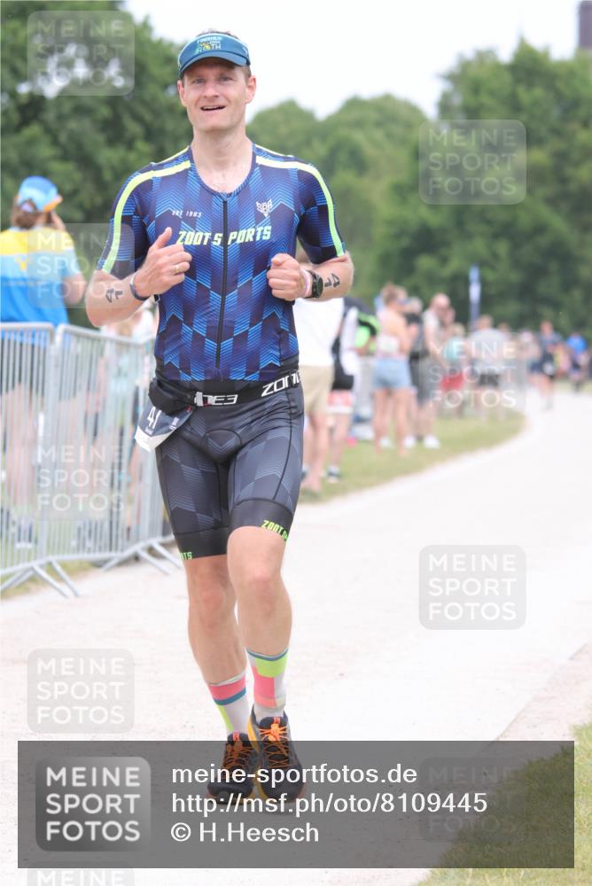 22.06.2025 - Viking Triathlon H.Heesch http://msf.ph/oto/8109445 22.06.2025 14:38:58 Laufen 41, 83 meine-sportfotos.de