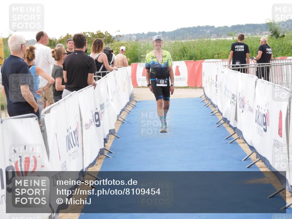 22.06.2025 - Viking Triathlon MichiJ http://msf.ph/oto/8109454 22.06.2025 16:22:01 Ziel  meine-sportfotos.de