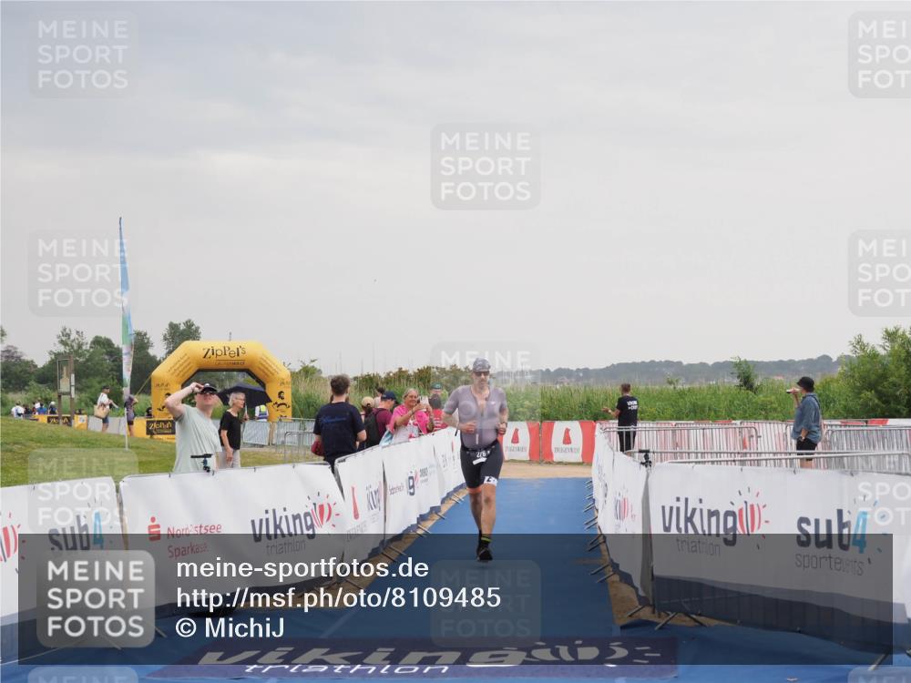 22.06.2025 - Viking Triathlon MichiJ http://msf.ph/oto/8109485 22.06.2025 16:38:47 Ziel 276 meine-sportfotos.de