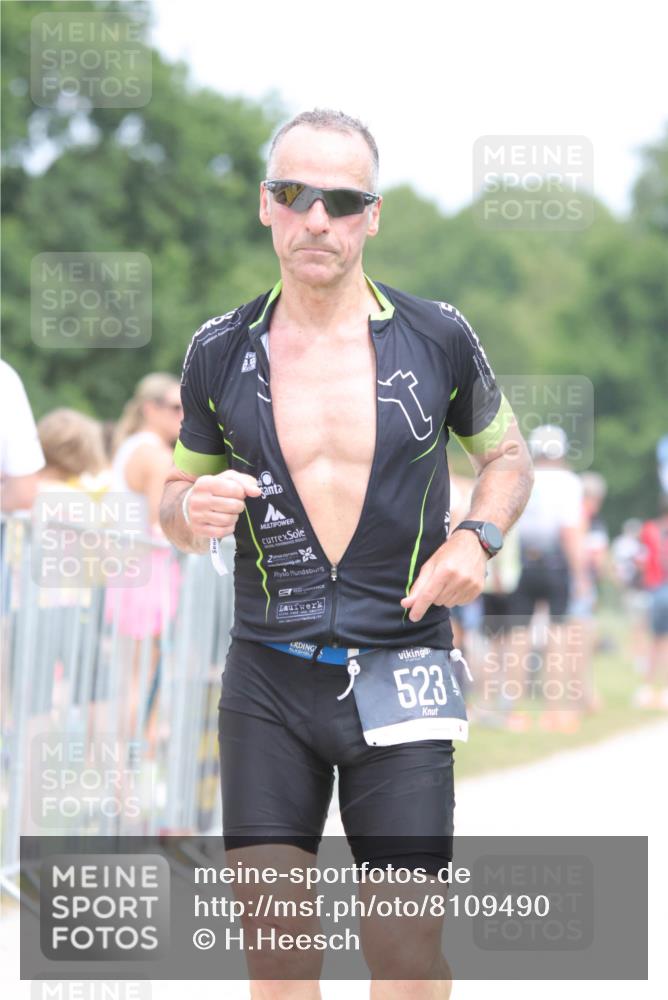 22.06.2025 - Viking Triathlon H.Heesch http://msf.ph/oto/8109490 22.06.2025 14:43:55 Laufen 50, 523, 650 meine-sportfotos.de