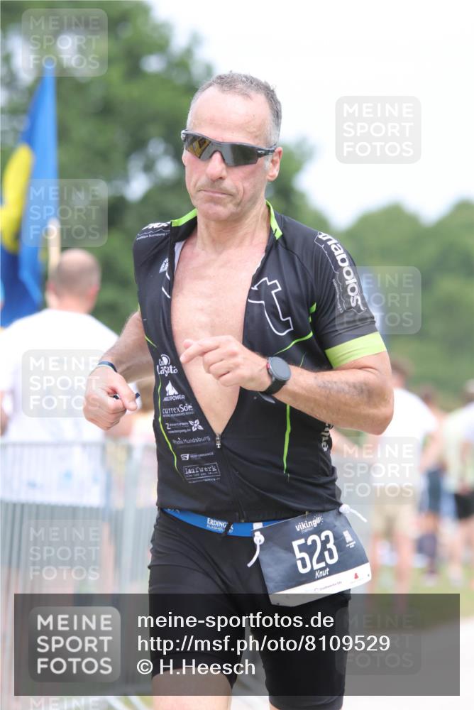 22.06.2025 - Viking Triathlon H.Heesch http://msf.ph/oto/8109529 22.06.2025 14:43:56 Laufen 50, 523, 650 meine-sportfotos.de