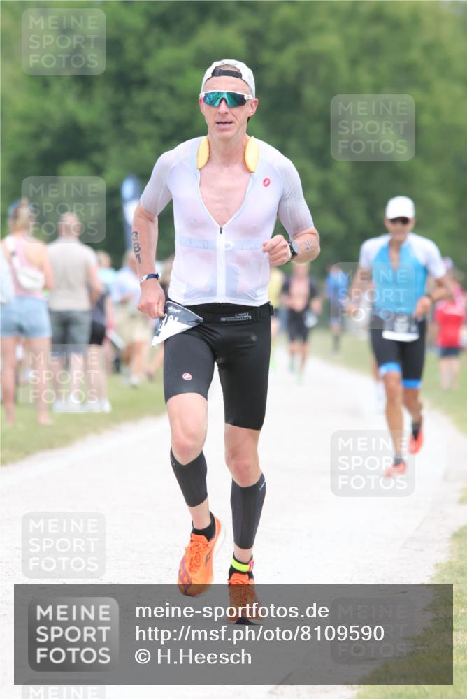 22.06.2025 - Viking Triathlon H.Heesch http://msf.ph/oto/8109590 22.06.2025 14:39:41 Laufen 381 meine-sportfotos.de