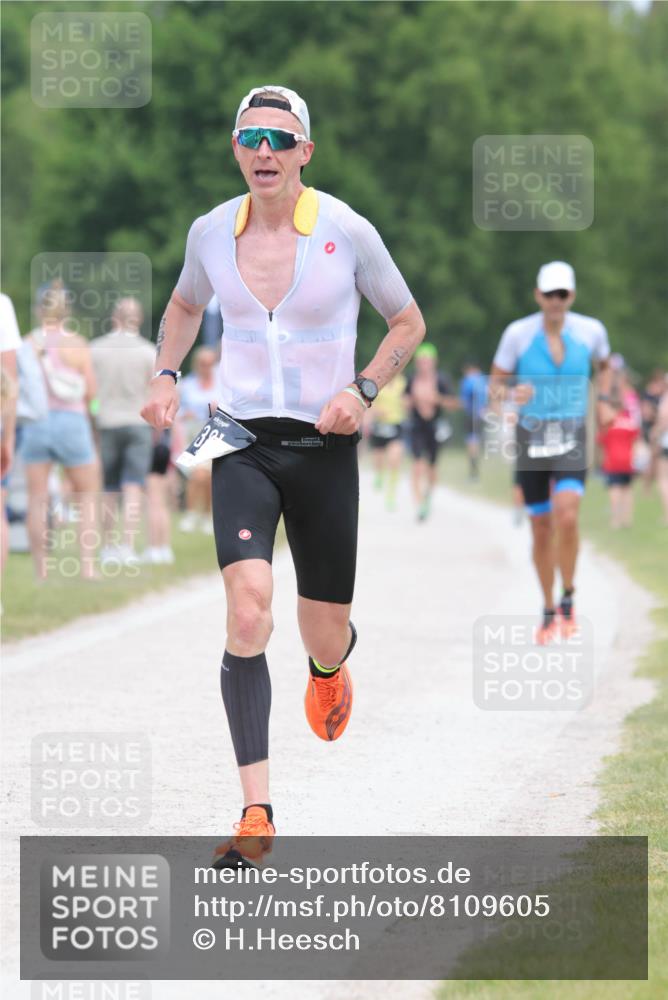 22.06.2025 - Viking Triathlon H.Heesch http://msf.ph/oto/8109605 22.06.2025 14:39:41 Laufen 381 meine-sportfotos.de