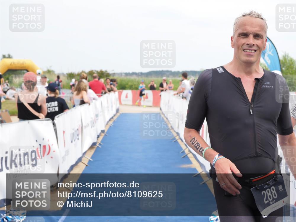 22.06.2025 - Viking Triathlon MichiJ http://msf.ph/oto/8109625 22.06.2025 14:52:23 Ziel 288, 420 meine-sportfotos.de