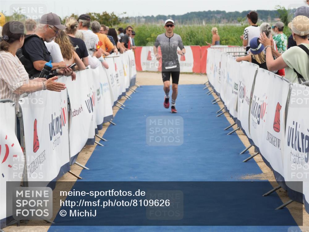 22.06.2025 - Viking Triathlon MichiJ http://msf.ph/oto/8109626 22.06.2025 15:01:16 Ziel 132 meine-sportfotos.de