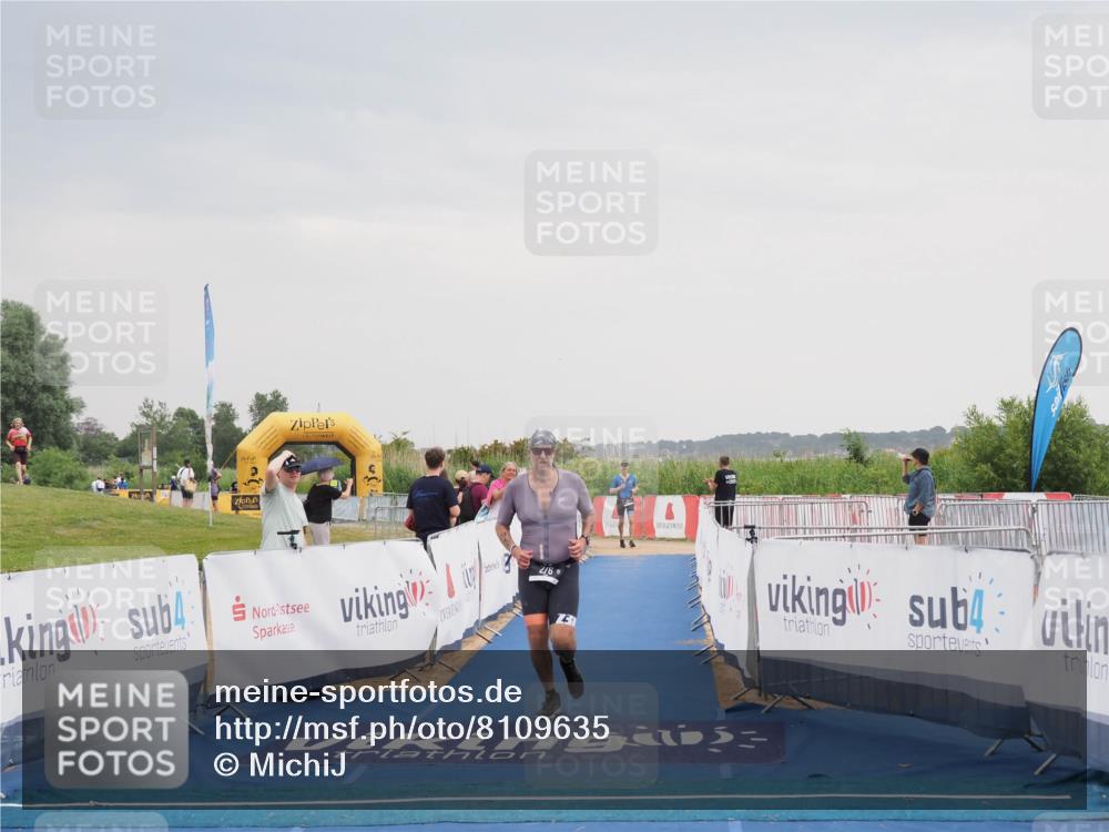 22.06.2025 - Viking Triathlon MichiJ http://msf.ph/oto/8109635 22.06.2025 16:38:48 Ziel 276 meine-sportfotos.de