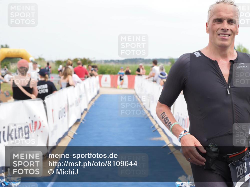 22.06.2025 - Viking Triathlon MichiJ http://msf.ph/oto/8109644 22.06.2025 14:52:23 Ziel 288, 420 meine-sportfotos.de