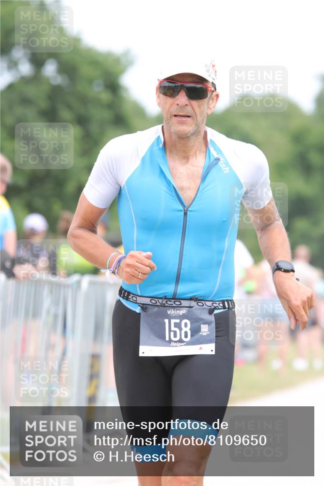 22.06.2025 - Viking Triathlon H.Heesch http://msf.ph/oto/8109650 22.06.2025 14:39:50 Laufen 72, 158, 229 meine-sportfotos.de