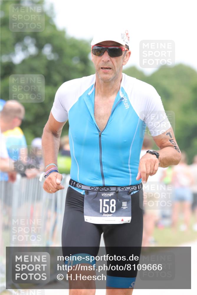 22.06.2025 - Viking Triathlon H.Heesch http://msf.ph/oto/8109666 22.06.2025 14:39:51 Laufen 72, 158, 229 meine-sportfotos.de
