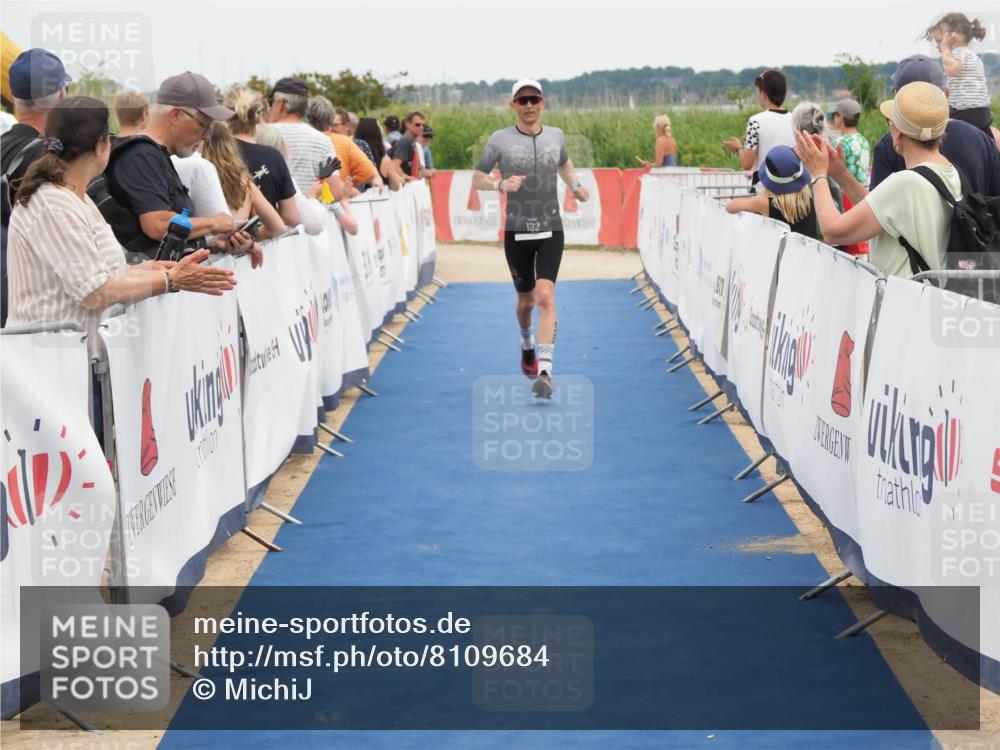 22.06.2025 - Viking Triathlon MichiJ http://msf.ph/oto/8109684 22.06.2025 15:01:16 Ziel 132 meine-sportfotos.de