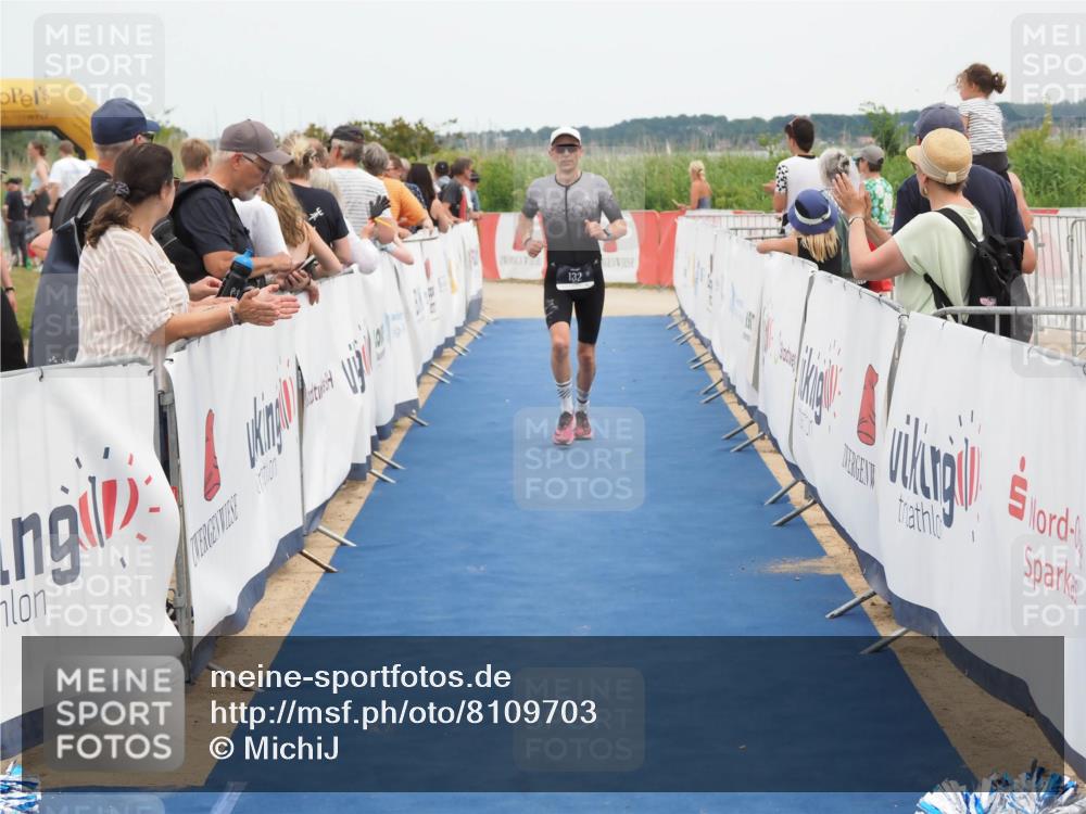 22.06.2025 - Viking Triathlon MichiJ http://msf.ph/oto/8109703 22.06.2025 15:01:16 Ziel 132 meine-sportfotos.de