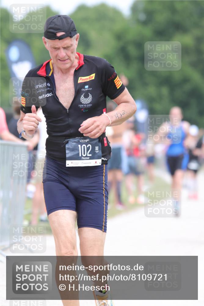 22.06.2025 - Viking Triathlon H.Heesch http://msf.ph/oto/8109721 22.06.2025 14:44:08 Laufen 102, 210, 386 meine-sportfotos.de