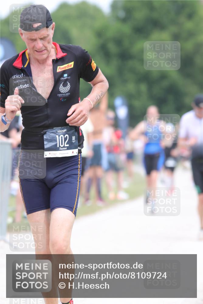 22.06.2025 - Viking Triathlon H.Heesch http://msf.ph/oto/8109724 22.06.2025 14:44:08 Laufen 102, 210, 386 meine-sportfotos.de