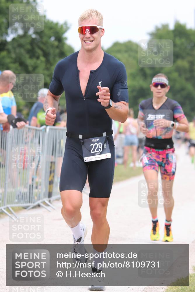 22.06.2025 - Viking Triathlon H.Heesch http://msf.ph/oto/8109731 22.06.2025 14:39:54 Laufen 72, 158, 229 meine-sportfotos.de