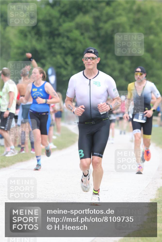 22.06.2025 - Viking Triathlon H.Heesch http://msf.ph/oto/8109735 22.06.2025 14:44:11 Laufen 102, 210, 386 meine-sportfotos.de