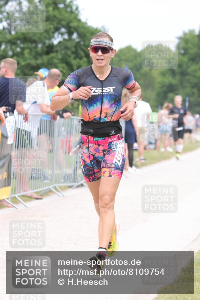 22.06.2025 - Viking Triathlon H.Heesch http://msf.ph/oto/8109754 22.06.2025 14:39:56 Laufen 72, 158, 229 meine-sportfotos.de