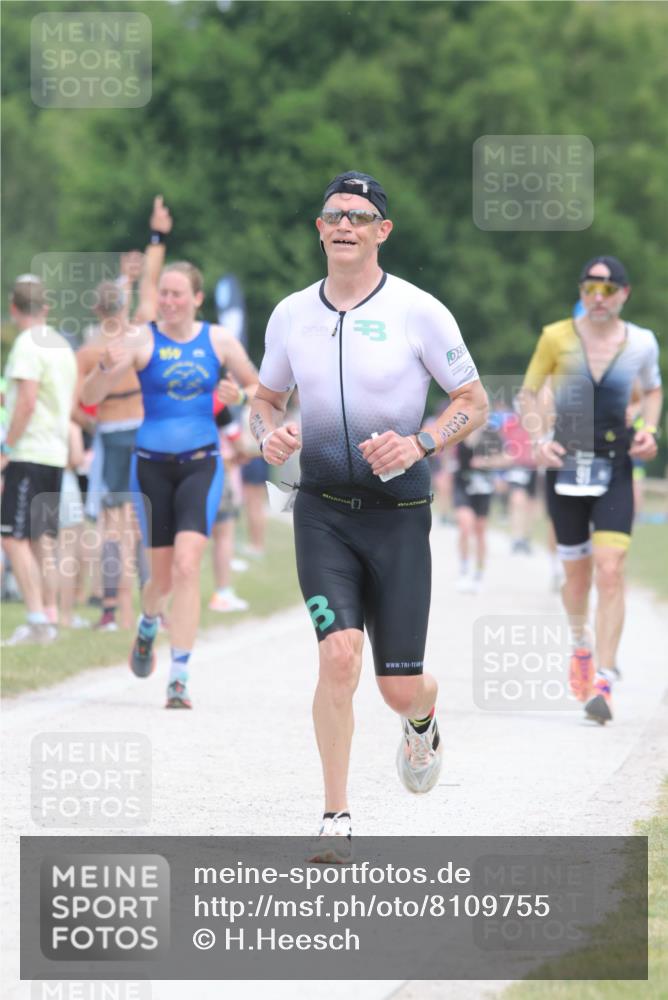 22.06.2025 - Viking Triathlon H.Heesch http://msf.ph/oto/8109755 22.06.2025 14:44:11 Laufen 102, 210, 386 meine-sportfotos.de
