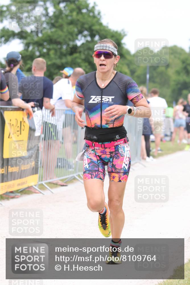 22.06.2025 - Viking Triathlon H.Heesch http://msf.ph/oto/8109764 22.06.2025 14:39:56 Laufen 72, 158, 229 meine-sportfotos.de
